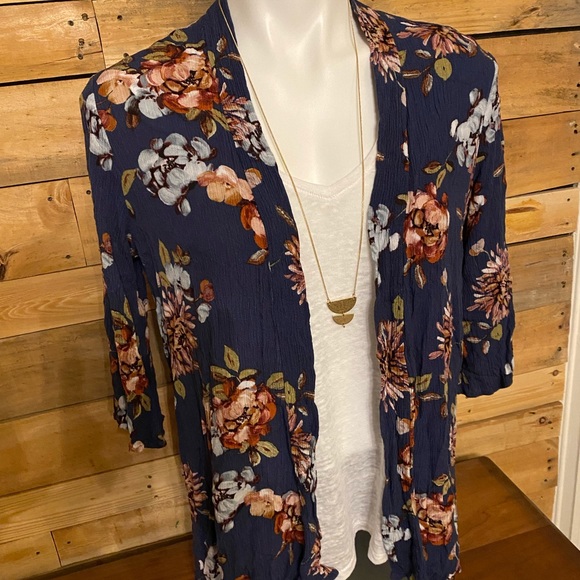 Floral Duster - Picture 4 of 10